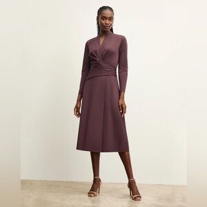 NWT - M.M. LaFleur The Carly Dress - Stretch Crepe (Grape) Size 8